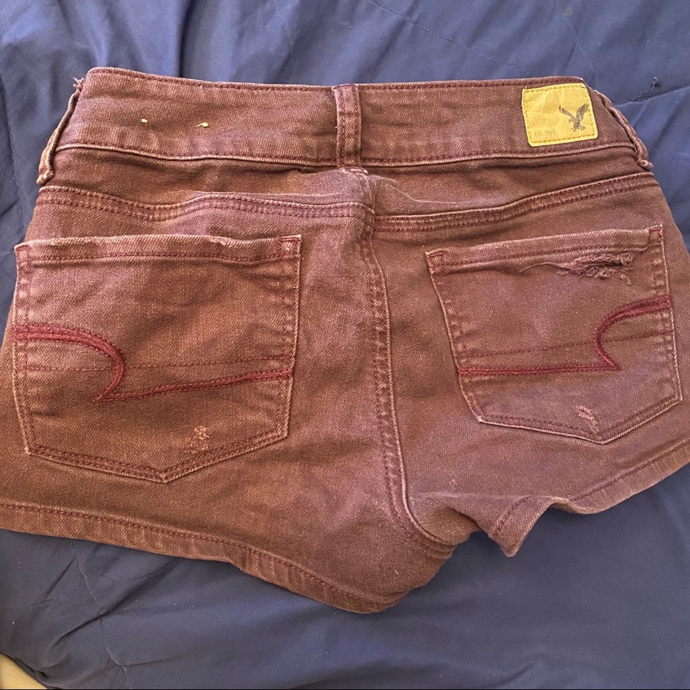 Distressed shorts - Picture 2 of 2